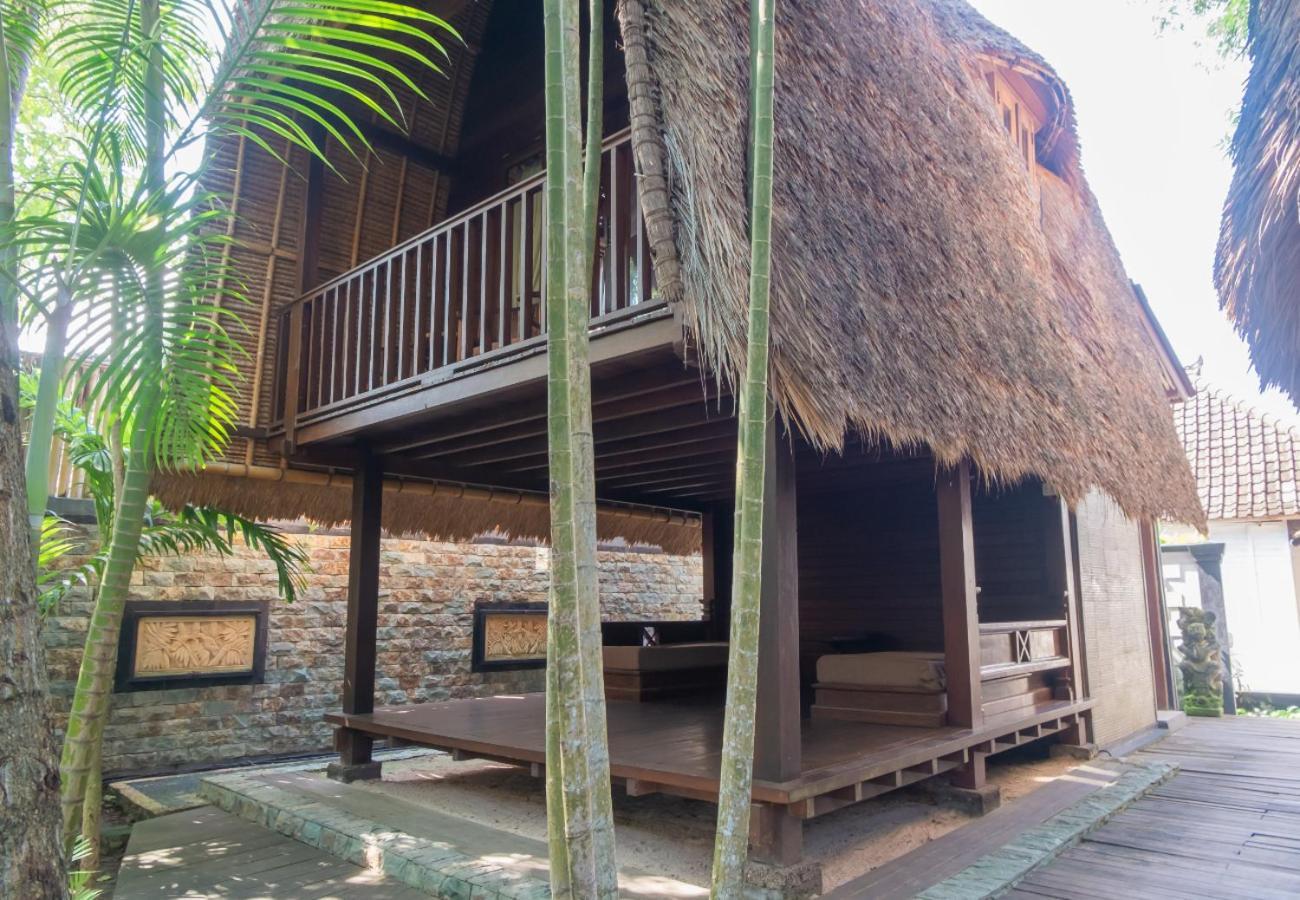 The Nichos Bungalows And Villas Nusa Lembongan Exterior photo
