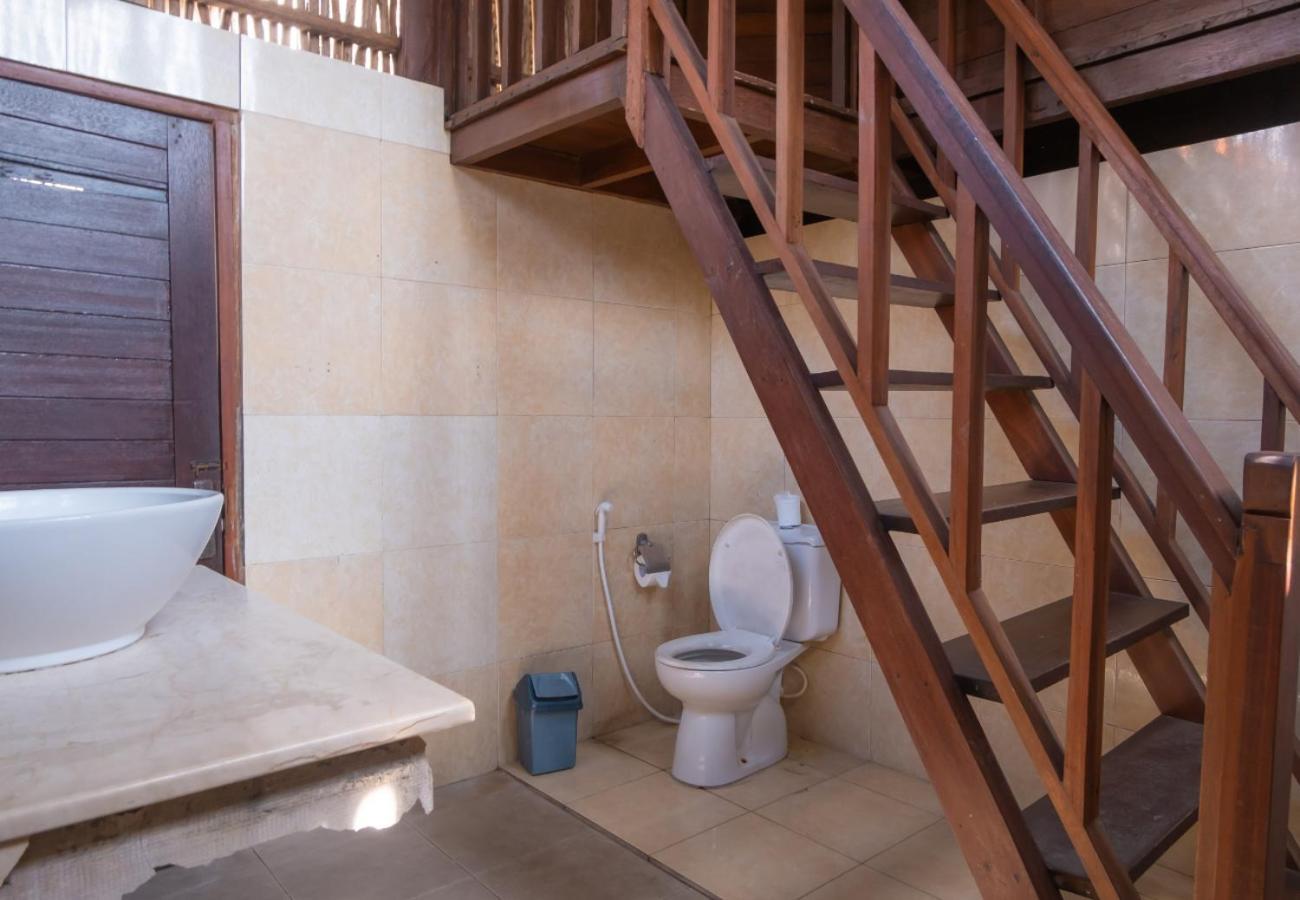 The Nichos Bungalows And Villas Nusa Lembongan Exterior photo