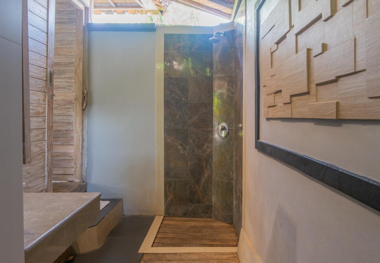 The Nichos Bungalows And Villas Nusa Lembongan Exterior photo