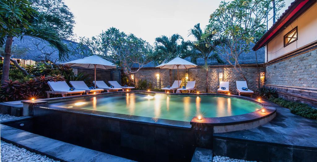 The Nichos Bungalows And Villas Nusa Lembongan Exterior photo