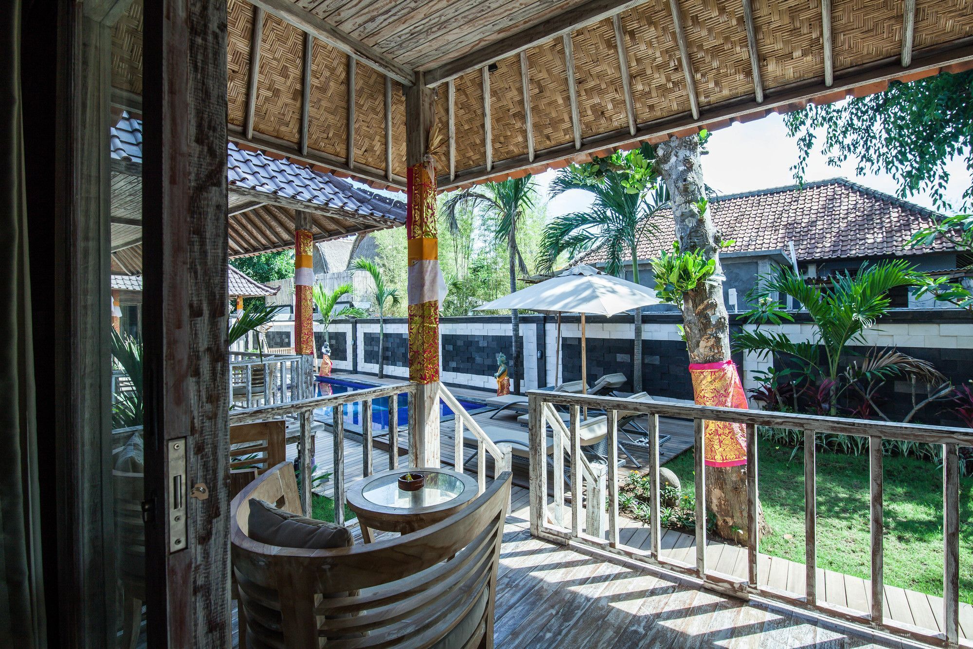 The Nichos Bungalows And Villas Nusa Lembongan Exterior photo